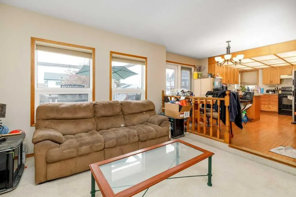 6 Densmore Crescent Red Deer AB T4R 2L8