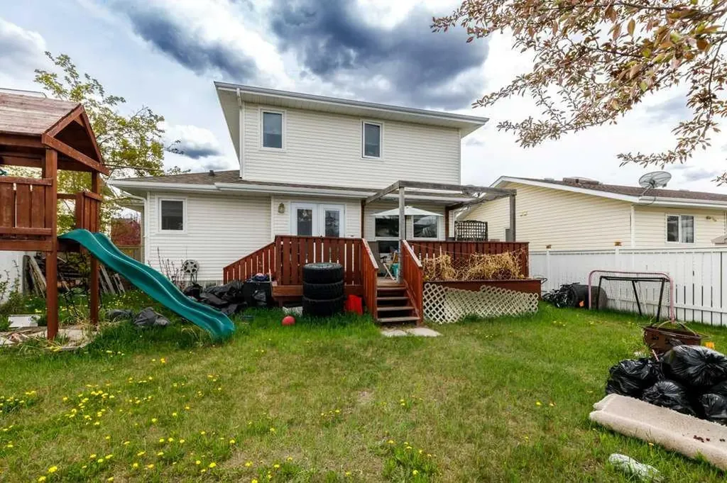 6 Densmore Crescent Red Deer AB T4R 2L8