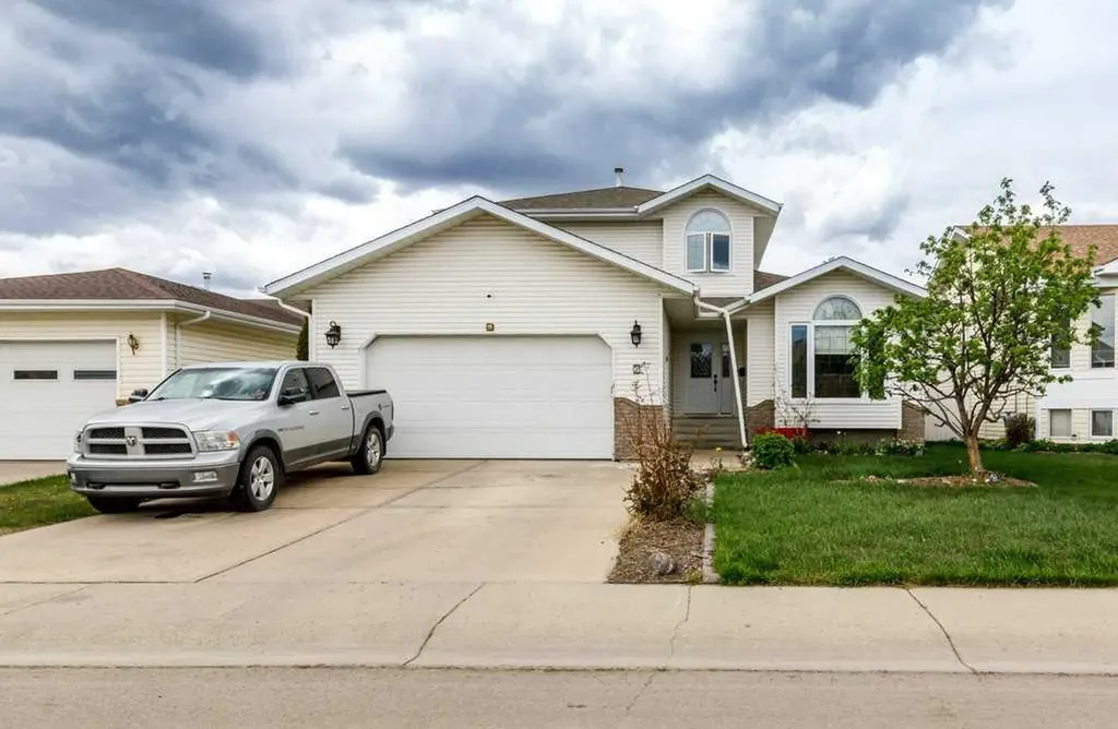6 Densmore Crescent Red Deer AB T4R 2L8