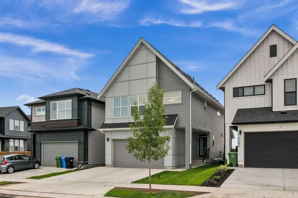 1107 Copperfield Boulevard SE Calgary AB T2Z 5G8