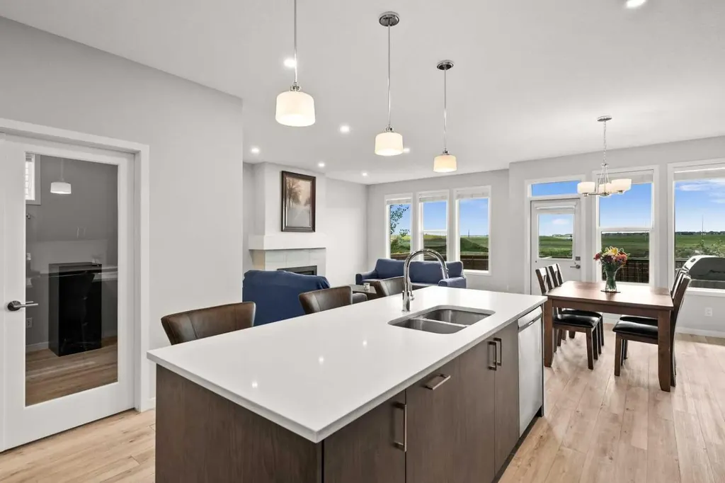 1107 Copperfield Boulevard SE Calgary AB T2Z 5G8
