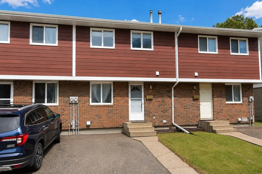 5935 63 Street Red Deer AB T4N 6C1