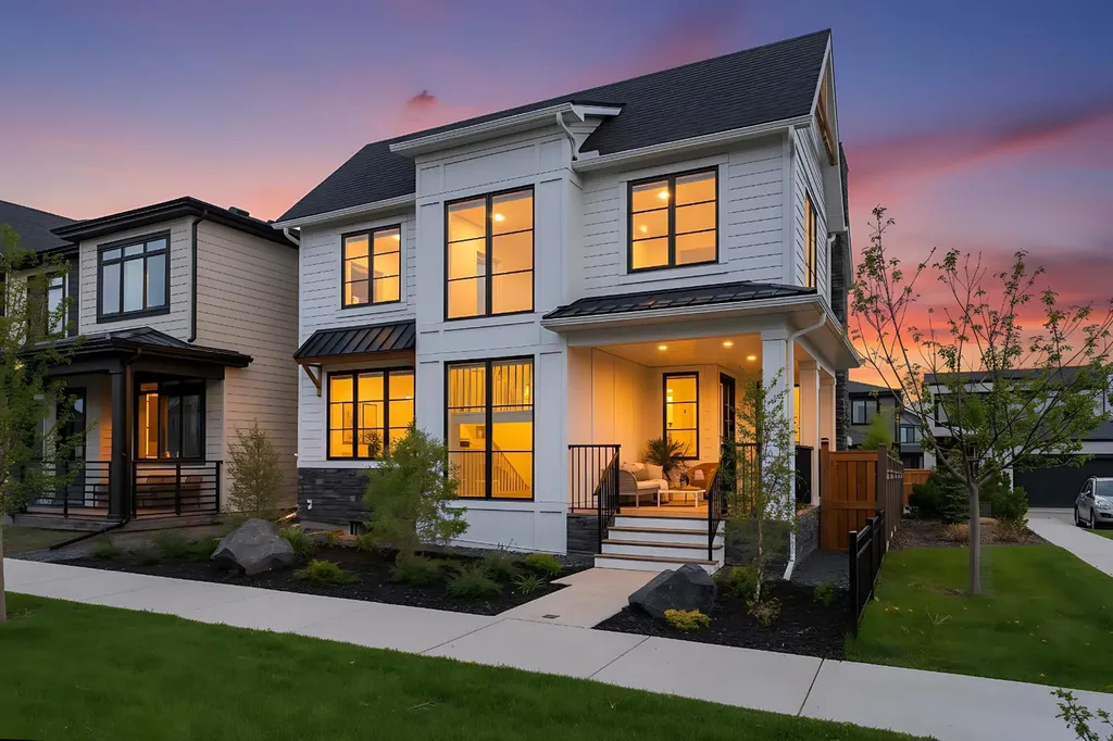24 Alpine Common SW Calgary AB T2Y 0V3