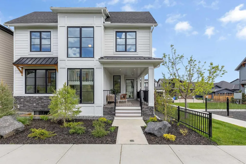 24 Alpine Common SW Calgary AB T2Y 0V3