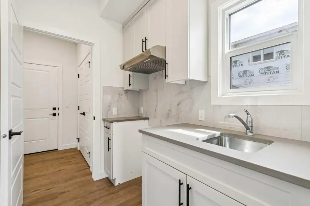 55 Bridgeport Circle Chestermere AB T1X3E9