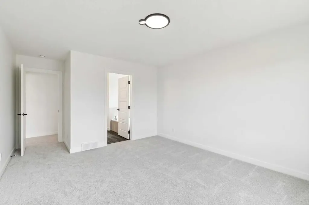 55 Bridgeport Circle Chestermere AB T1X3E9