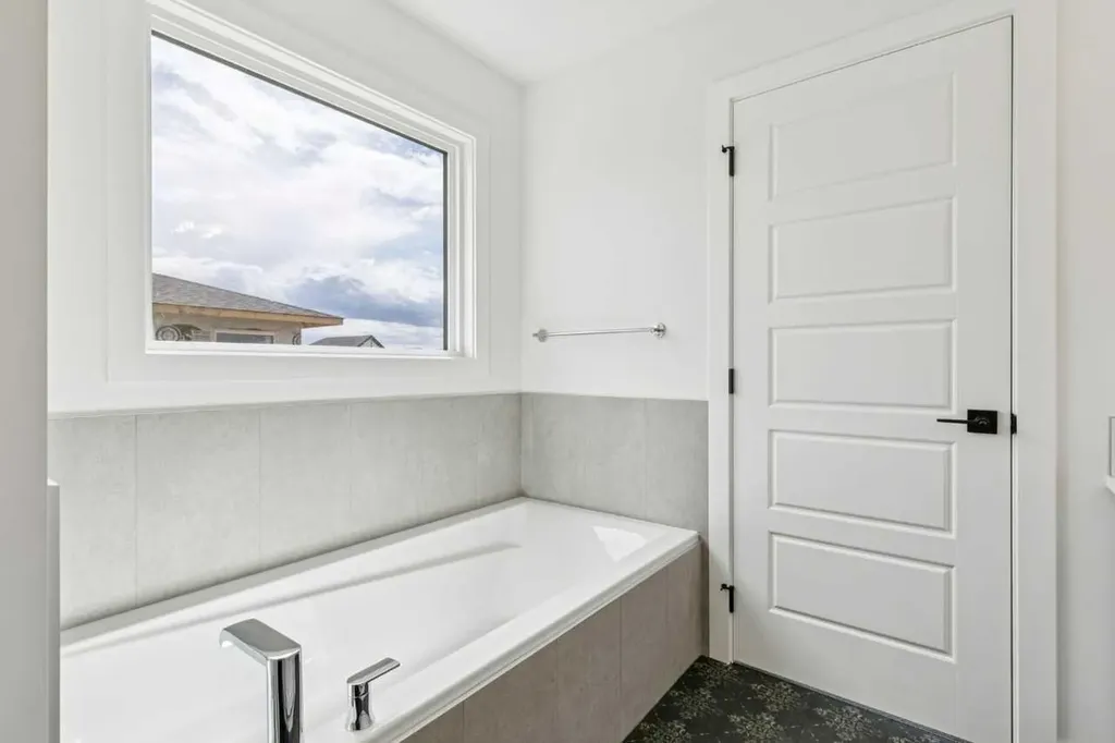 55 Bridgeport Circle Chestermere AB T1X3E9