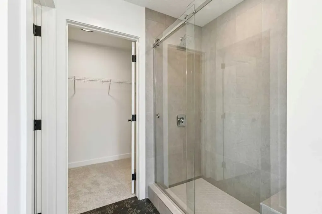 55 Bridgeport Circle Chestermere AB T1X3E9