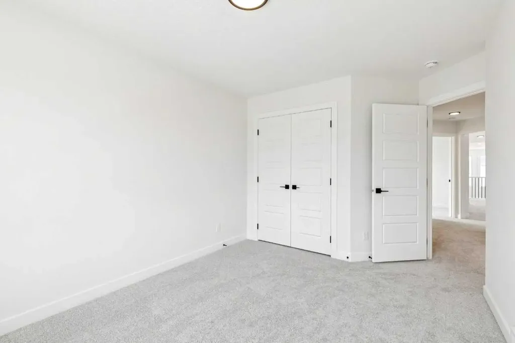 55 Bridgeport Circle Chestermere AB T1X3E9