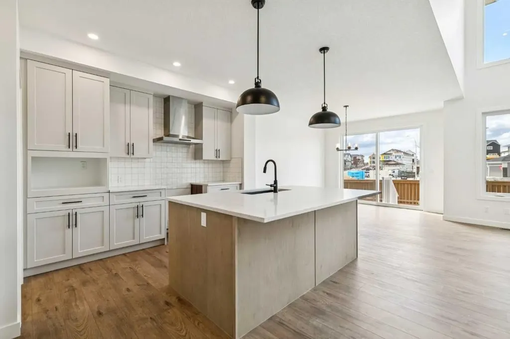 55 Bridgeport Circle Chestermere AB T1X3E9