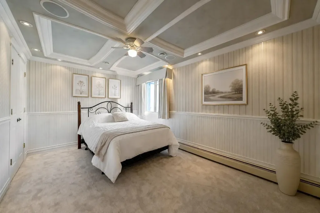1208 14 Avenue SW Calgary AB T3C 0V9
