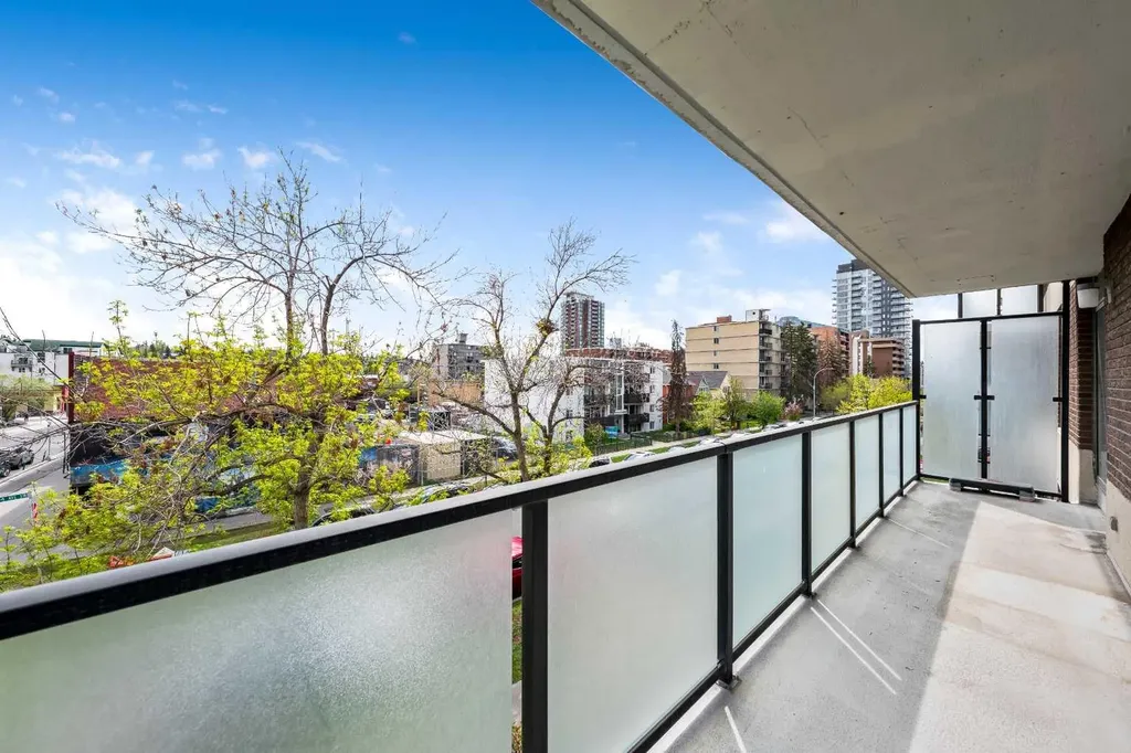 1208 14 Avenue SW Calgary AB T3C 0V9