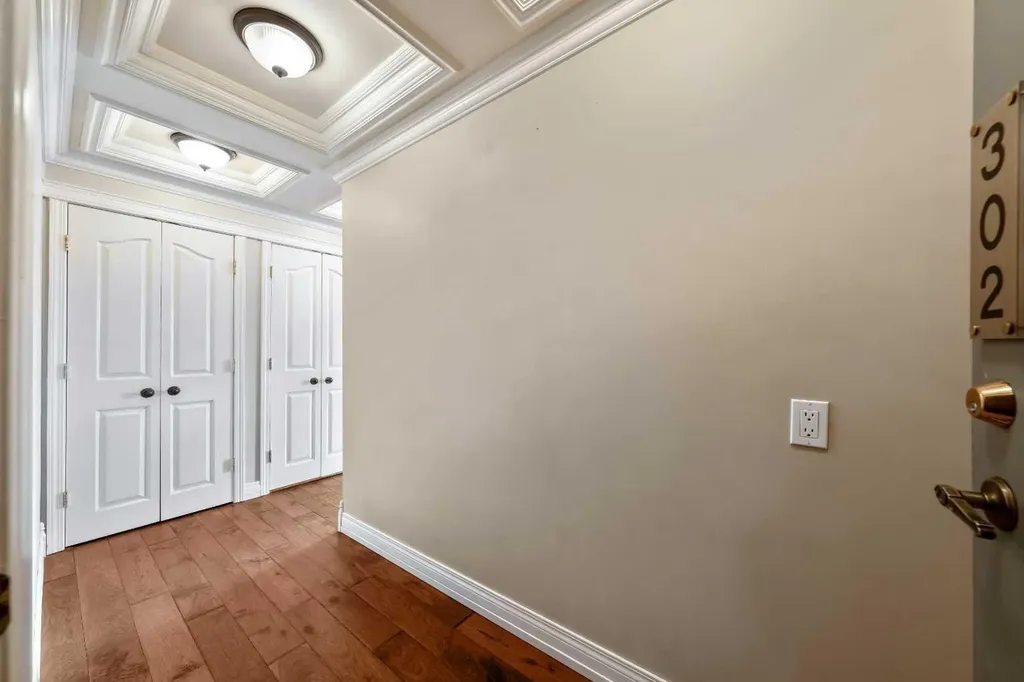 1208 14 Avenue SW Calgary AB T3C 0V9