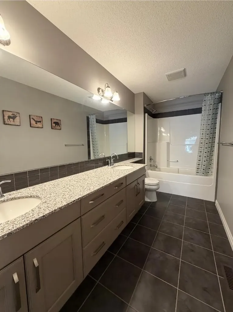 119 Auburn Bay Avenue SE Calgary AB T3M 0N4