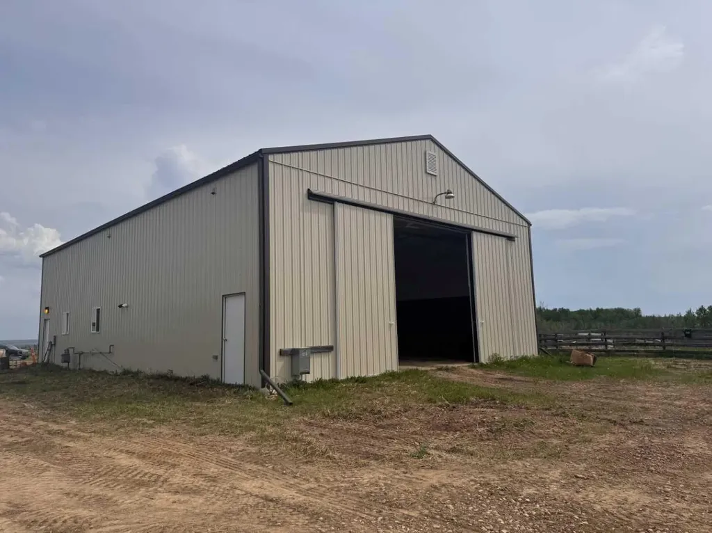 652028 Range Road 243 Athabasca AB T9S 1R7