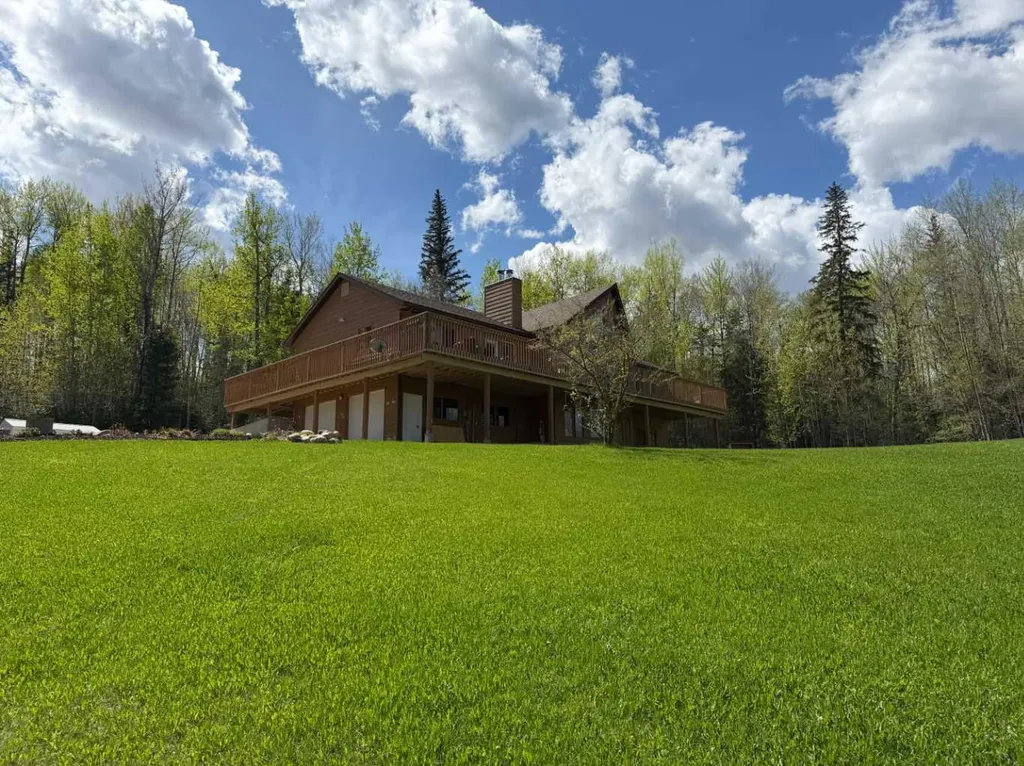 18 71067 2 Highway Widewater AB T0G2M0
