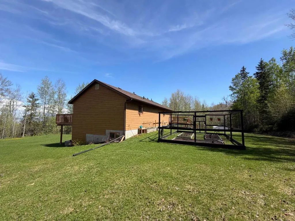 18 71067 2 Highway Widewater AB T0G2M0