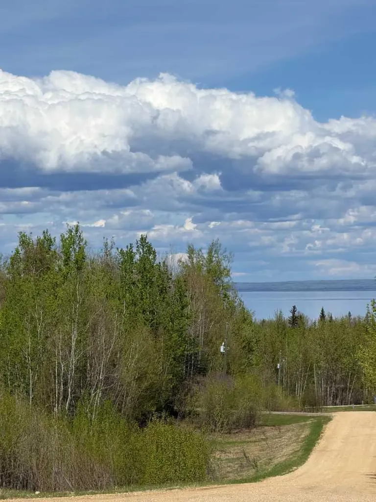 18 71067 2 Highway Widewater AB T0G2M0