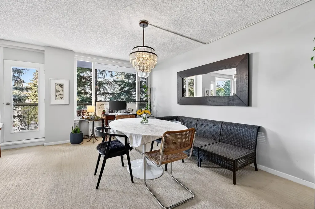 3316 Rideau Place SW Calgary AB T2S 1Z4