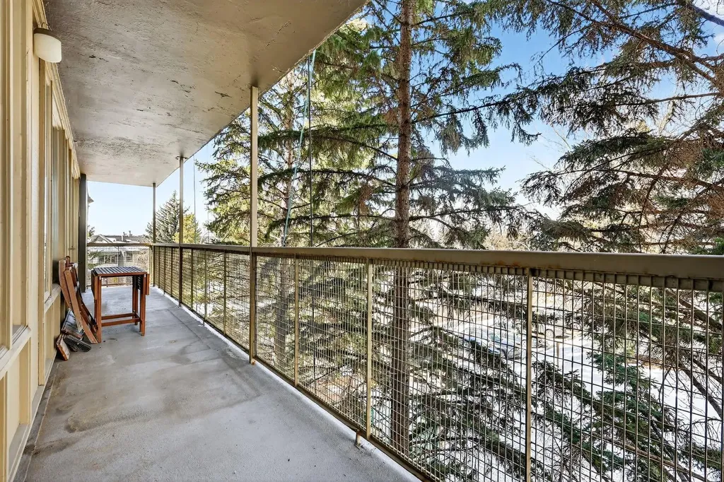 3316 Rideau Place SW Calgary AB T2S 1Z4