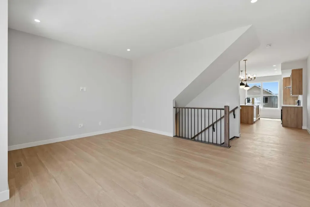 81 Wild Rose Way SE Calgary AB T3M 4A2
