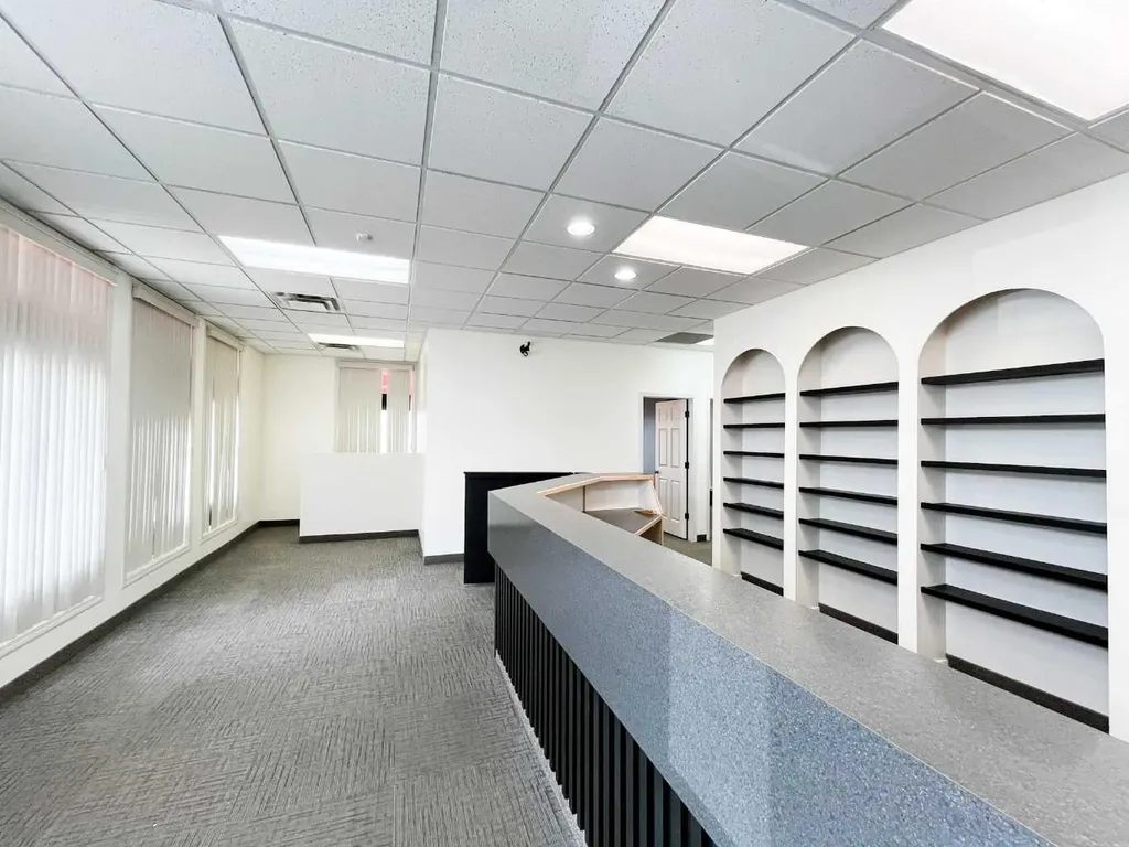 1290 Trans Canada Way SE Medicine Hat AB T1B 1J5