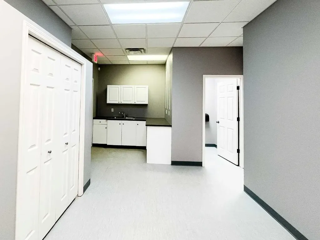 1290 Trans Canada Way SE Medicine Hat AB T1B 1J5