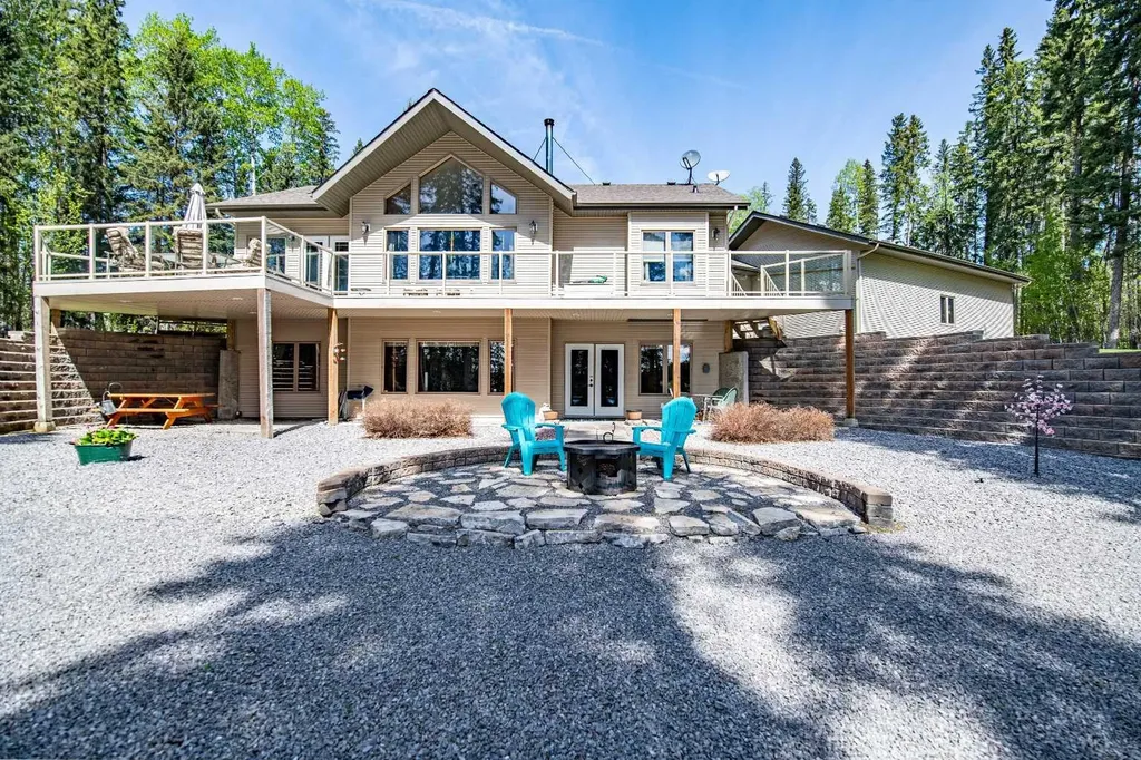 533 Clearwater Estates Rural Clearwater County AB T4T2A2