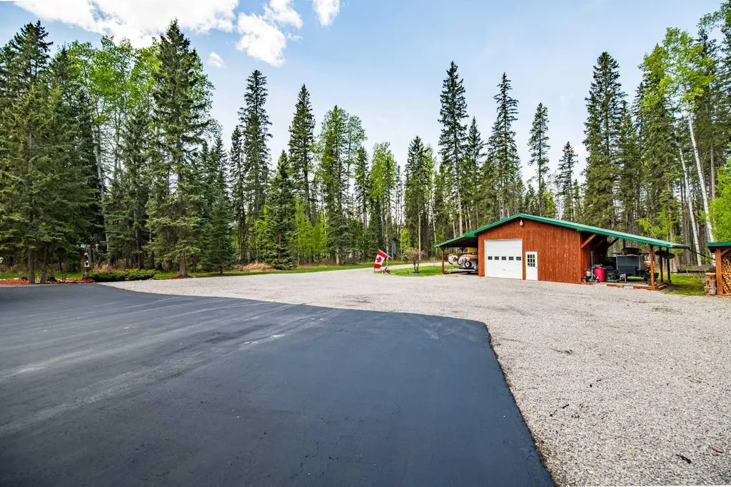 533 Clearwater Estates Rural Clearwater County AB T4T2A2