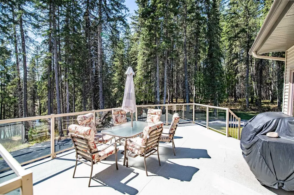 533 Clearwater Estates Rural Clearwater County AB T4T2A2