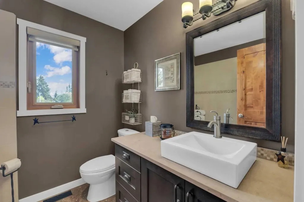 3520 44a Avenue Red Deer AB T4N 3K3