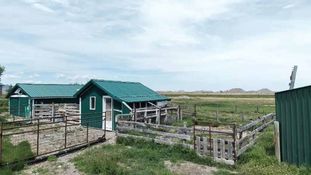 265061 A Highway 785 Fort Macleod AB T0L 1Z0
