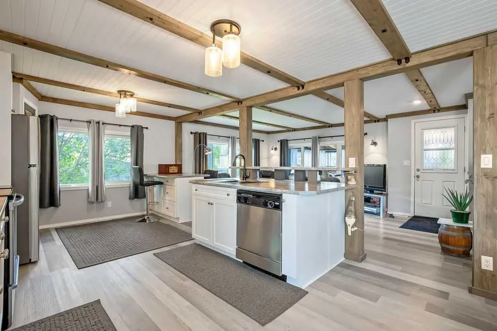 219 1st Avenue NW Diamond Valley AB T0L 0H0