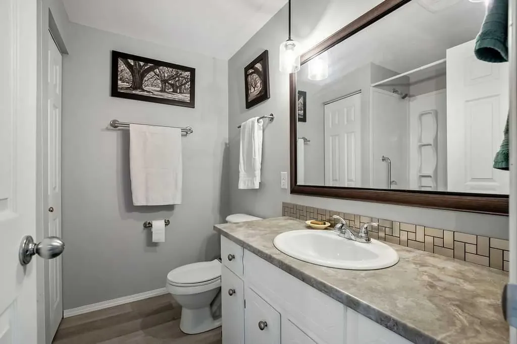 219 1st Avenue NW Diamond Valley AB T0L 0H0