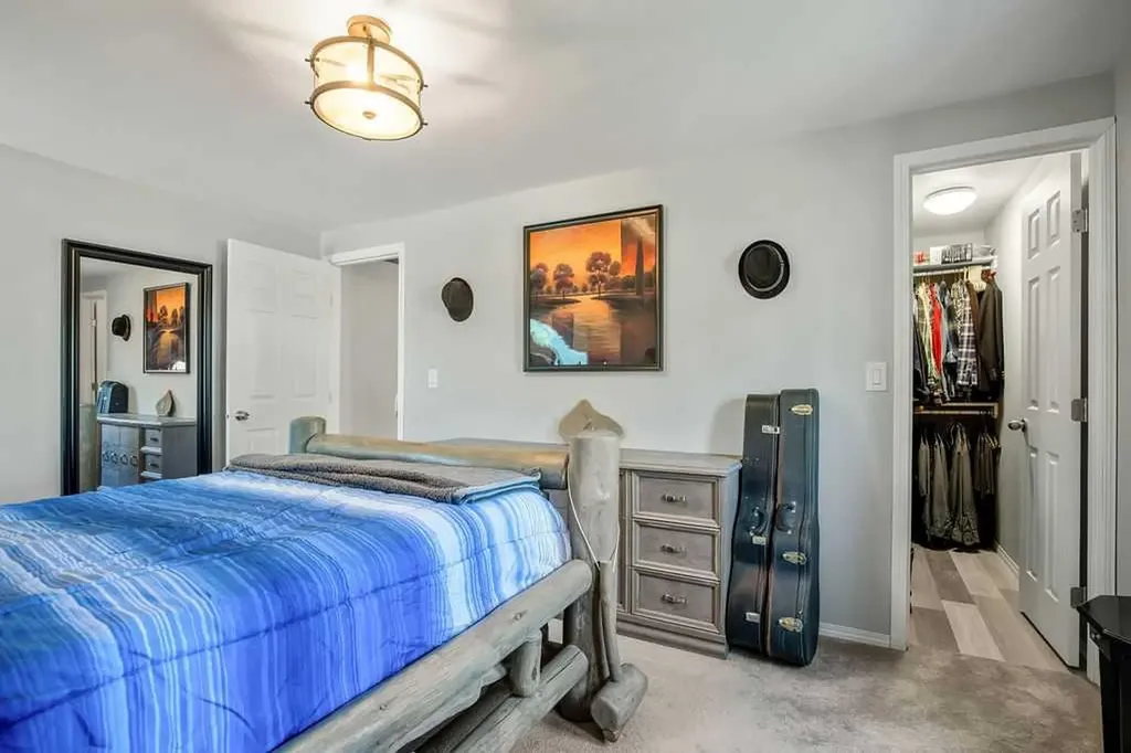 219 1st Avenue NW Diamond Valley AB T0L 0H0
