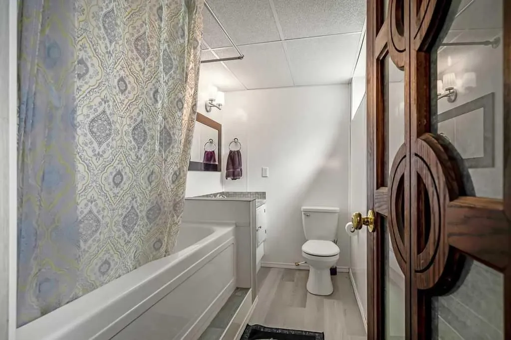 219 1st Avenue NW Diamond Valley AB T0L 0H0