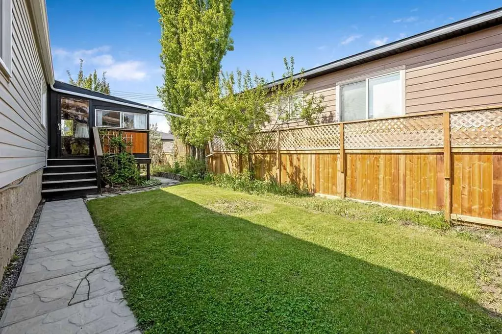 219 1st Avenue NW Diamond Valley AB T0L 0H0