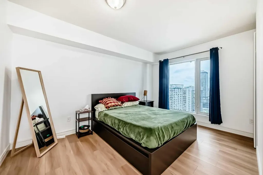 910 5 Avenue SW Calgary AB T2P 0C3