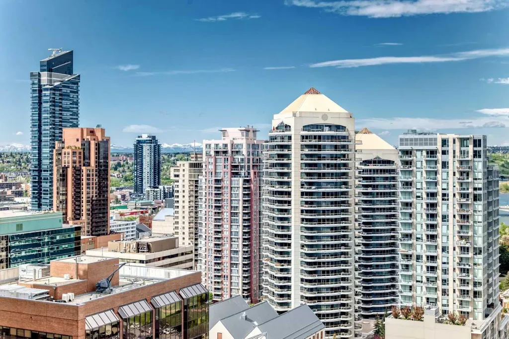 910 5 Avenue SW Calgary AB T2P 0C3