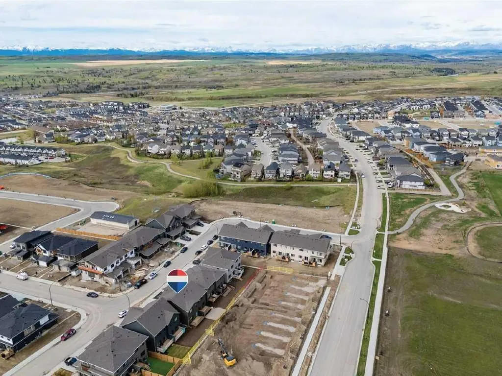 55 Heritage Manor Cochrane AB T4C 3K7