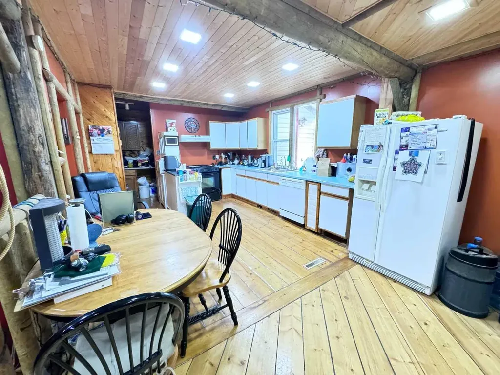 41004 Range Road 215 Rural Lacombe County AB T0B 0H0