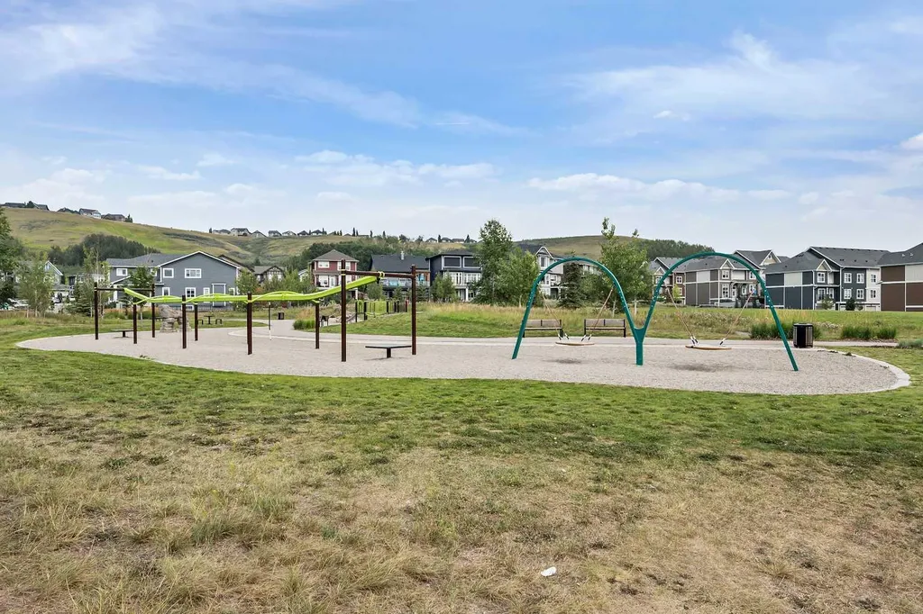 31 Cranford Close SE Calgary AB T3M 1N1