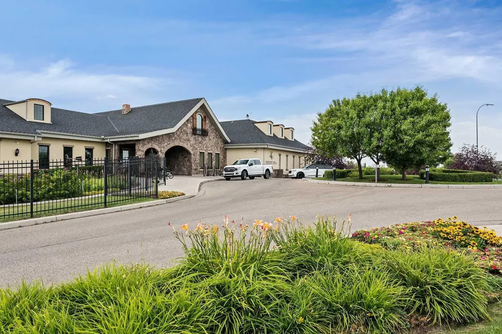 31 Cranford Close SE Calgary AB T3M 1N1