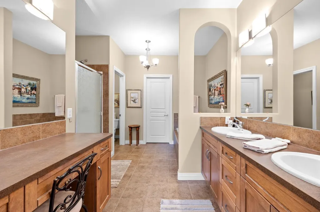 66 Cimarron Estates Green Okotoks AB T1S 0A4