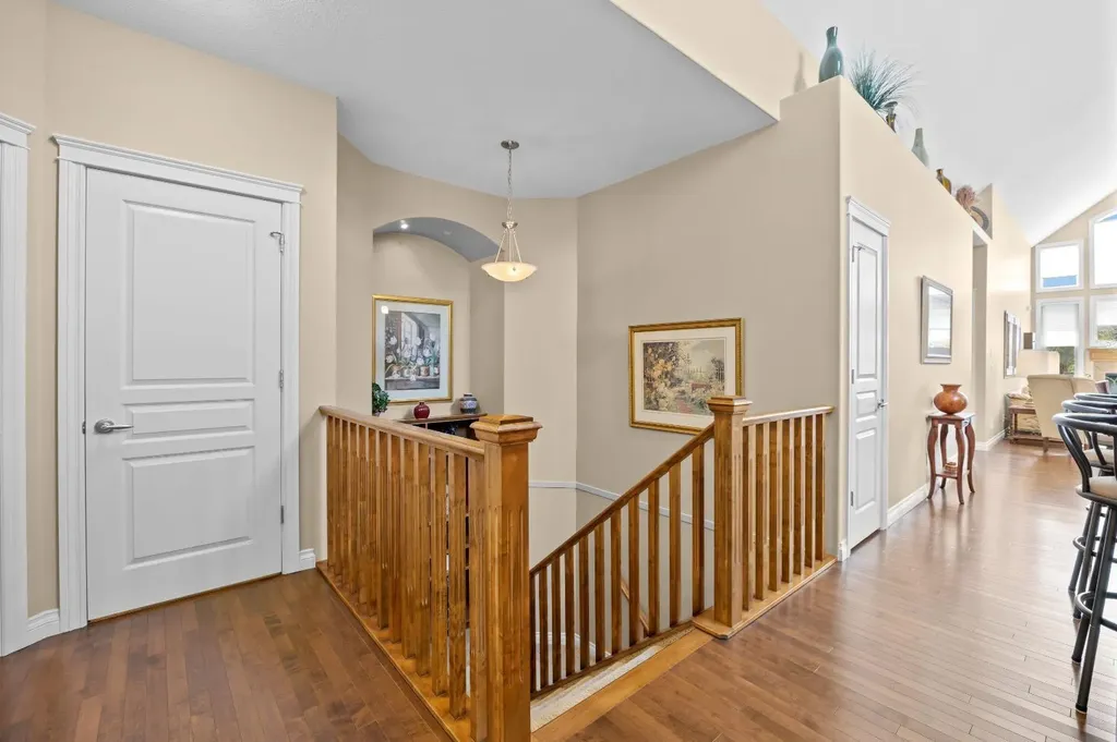 66 Cimarron Estates Green Okotoks AB T1S 0A4