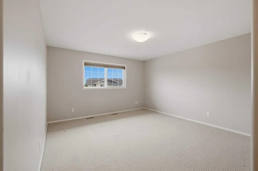 27 Windermere Close Red Deer AB T4N 2J8