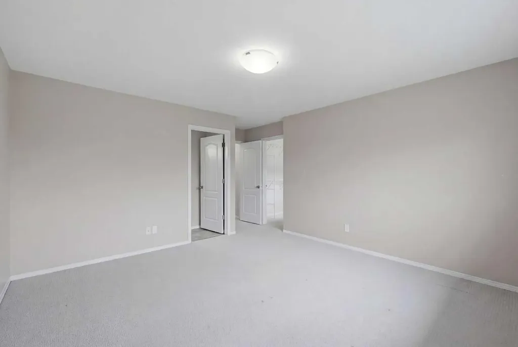 27 Windermere Close Red Deer AB T4N 2J8