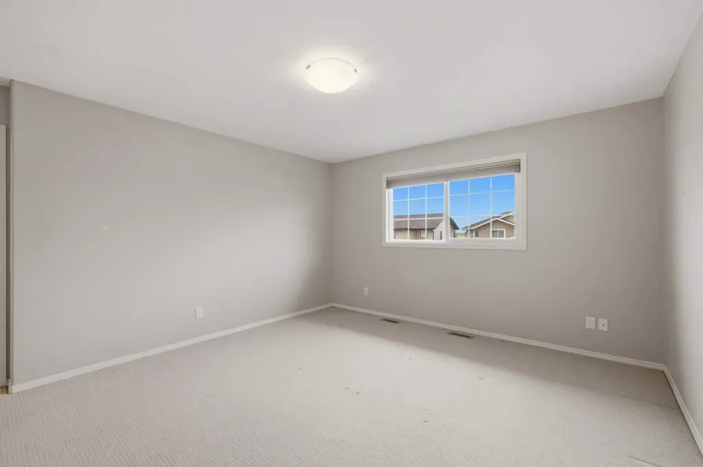 27 Windermere Close Red Deer AB T4N 2J8