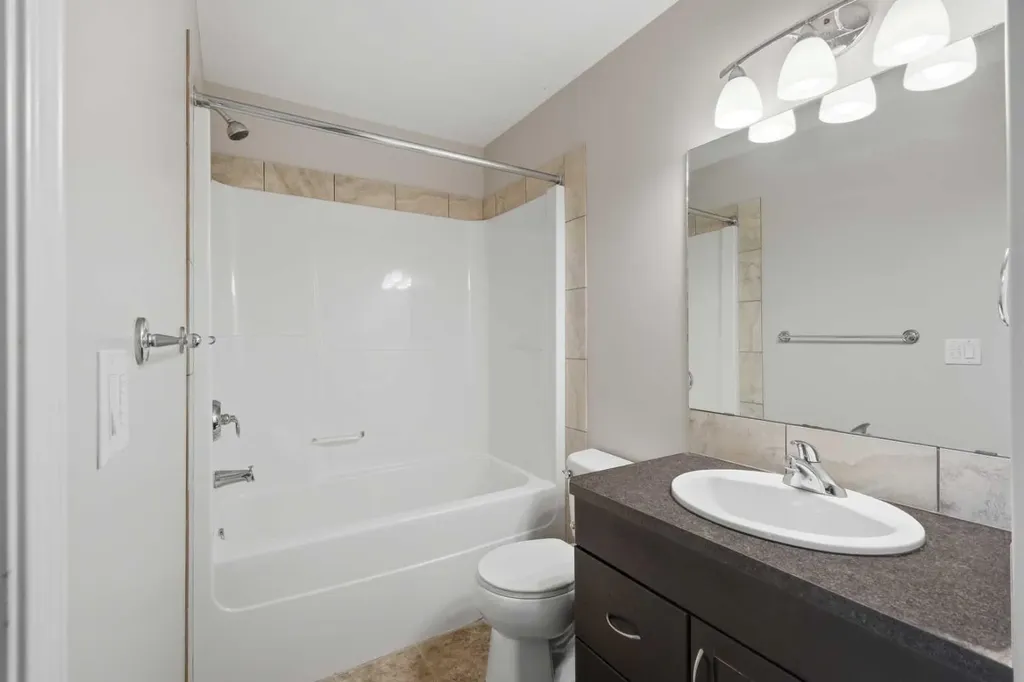 27 Windermere Close Red Deer AB T4N 2J8