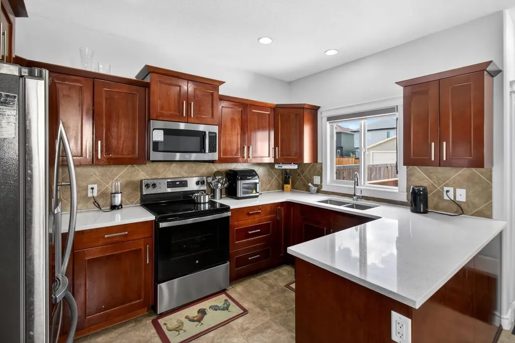128 Juniper Street Fort Mcmurray AB T9K 0M8